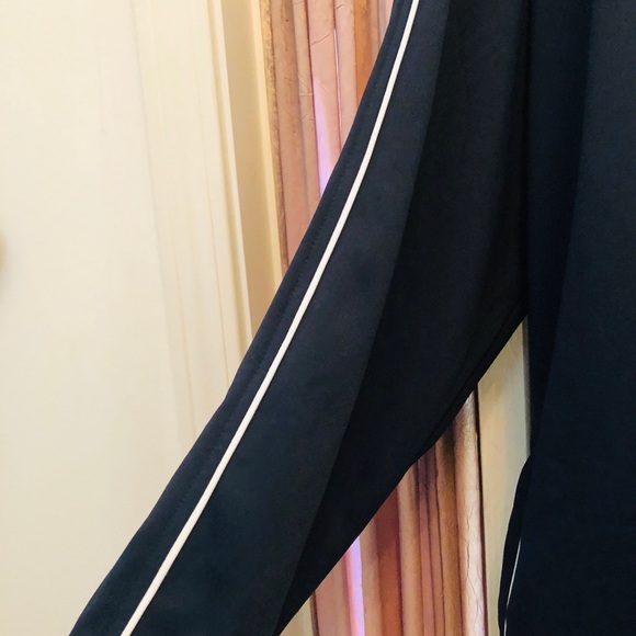 Golf Jacket - Picture 4 of 5